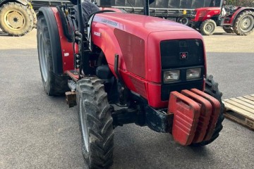 Ciągnik sadowniczy do tuneli